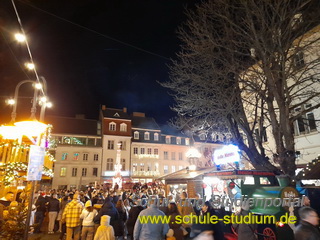 Weihnachtsmarkt 2025