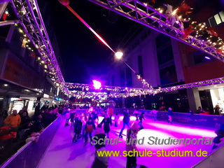 Weihnachtsmarkt 2025